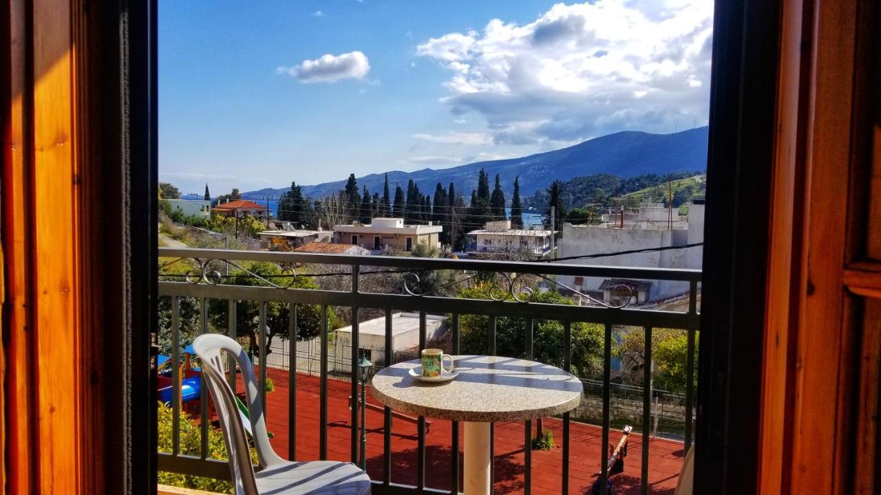 شقة Valerie'S House Poros Town المظهر الخارجي الصورة