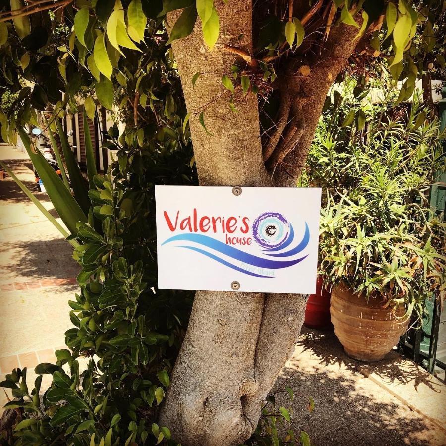 شقة Valerie'S House Poros Town المظهر الخارجي الصورة