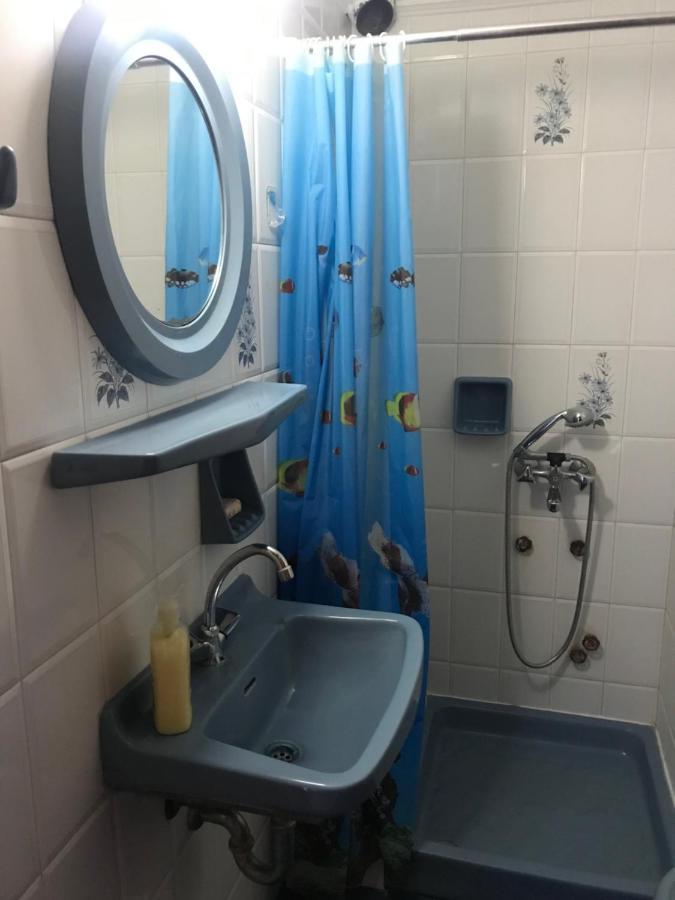شقة Valerie'S House Poros Town المظهر الخارجي الصورة